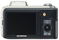 OLYMPUS SP-600UZ