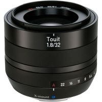 ZEISS Touit 32mm f/1.8 Sony E