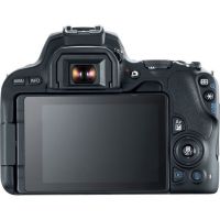 Canon EOS 200D sa 18-55 f/3,5-5,6 III + Poklon stativ
